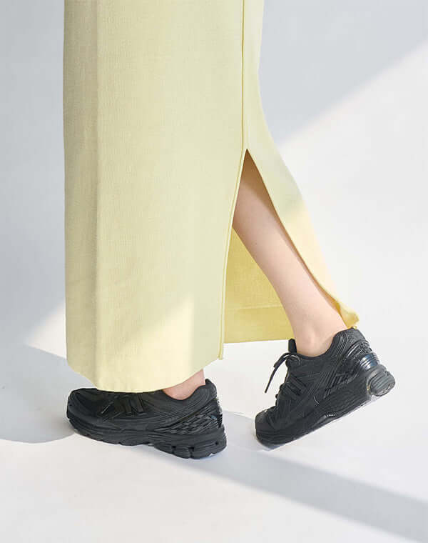 
                  
                    Load image into Gallery viewer, ペーパーヤーンナロースカート / BEH13010WA
                  
                