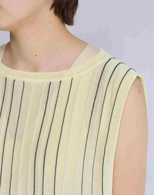 
                  
                    Load image into Gallery viewer, ペーパーヤーンストライプニット / BEH13009WA
                  
                