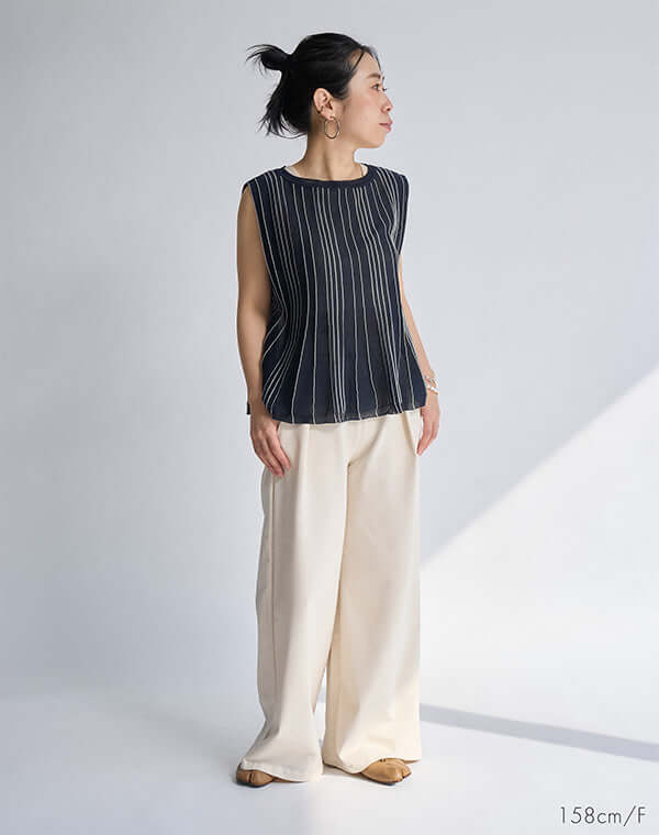 
                  
                    Load image into Gallery viewer, ペーパーヤーンストライプニット / BEH13009WA
                  
                