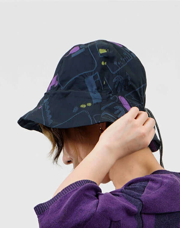 
                  
                    Load image into Gallery viewer, ガーデニング柄チューリップハット / BEH07050WA
                  
                