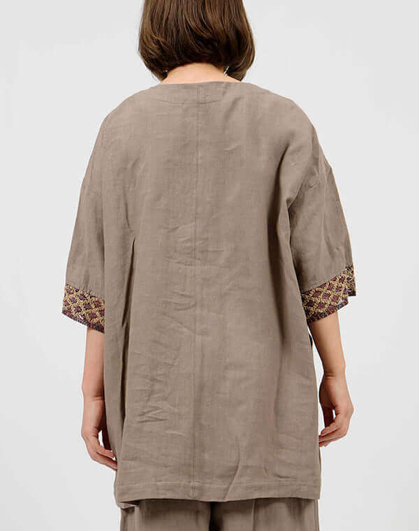 
                  
                    Load image into Gallery viewer, レース付きリネンチュニック / BEH07056WA
                  
                