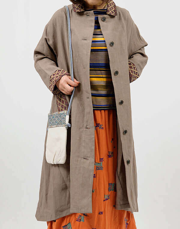 
                  
                    Load image into Gallery viewer, レース付きリネンドレープロングコート / BEH07057WA
                  
                