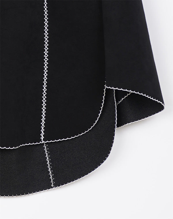 
                  
                    Load image into Gallery viewer, Synthetic Leather Fancy Ftitch Top / 301165252005
                  
                