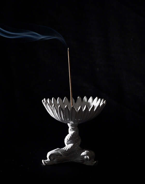 
                  
                    Load image into Gallery viewer, Incense Holder - DAUPHIN / 349580251020
                  
                