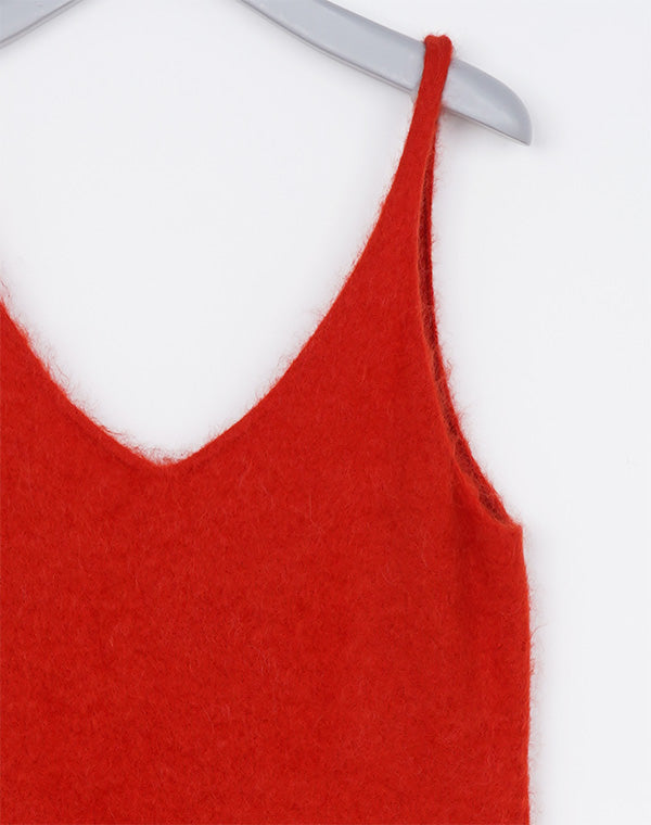 
                  
                    Load image into Gallery viewer, GARMENT-DYED BABY ALPACA FUR KNIT DRESS / 303178252001
                  
                