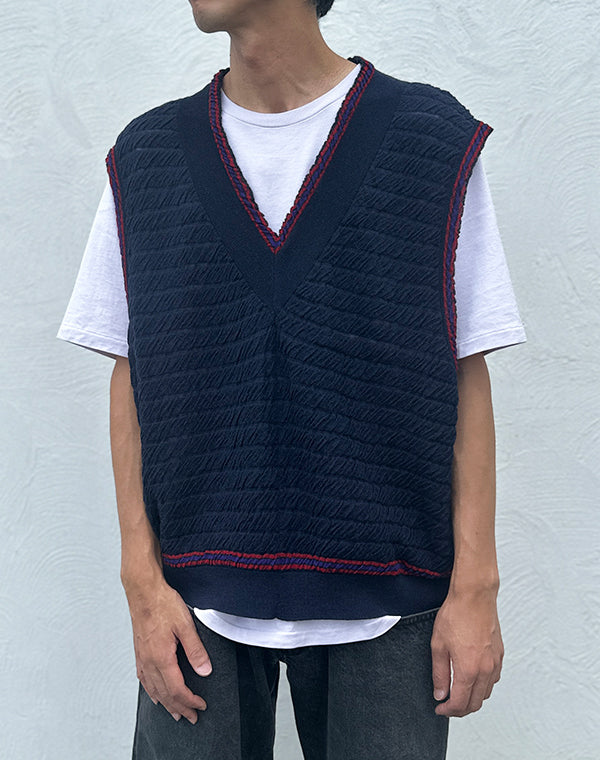 
                  
                    Load image into Gallery viewer, Wrinkled School Vest / 310343252001
                  
                