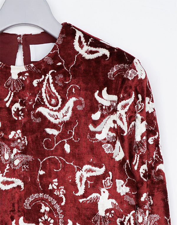 
                  
                    Load image into Gallery viewer, Velour Jersey Top / 301165252008
                  
                