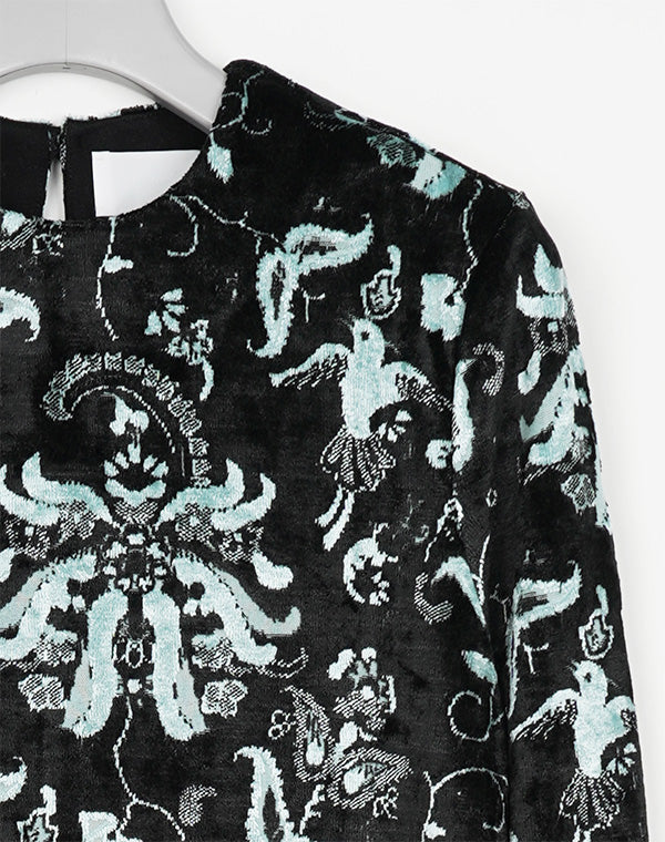 
                  
                    Load image into Gallery viewer, Velour Jersey Top / 301165252008
                  
                