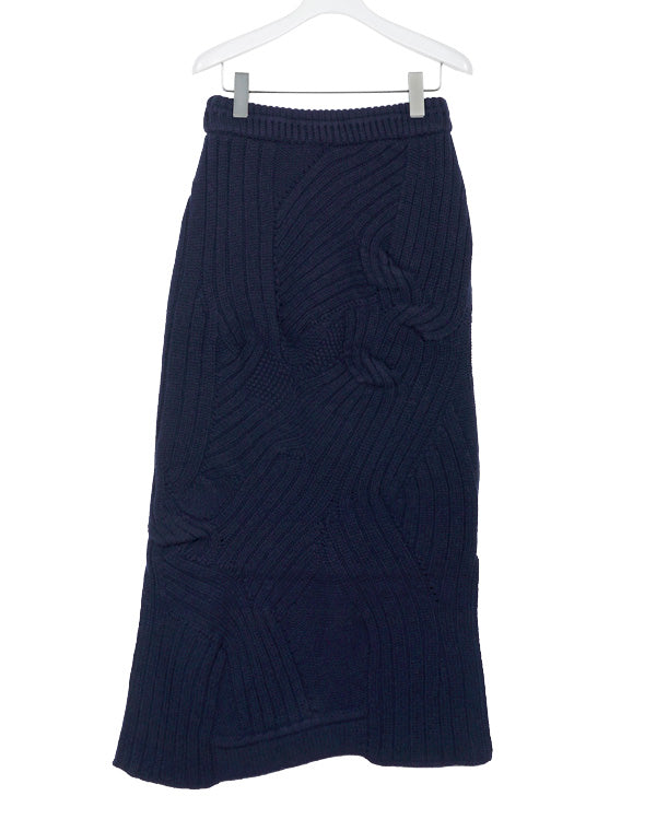 
                  
                    Load image into Gallery viewer, Mame Kurogouchi - Basket Motif Cable Stitch Knitted Skirt / 320165232001
                  
                