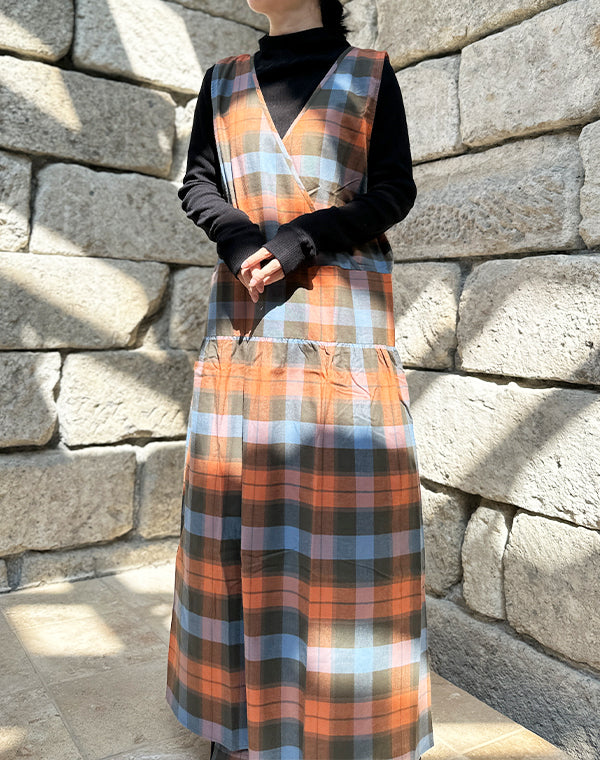 
                  
                    Load image into Gallery viewer, GARLIN DRESS / 303289252002
                  
                