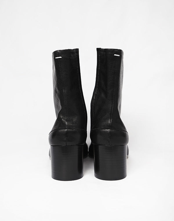 
                  
                    Load image into Gallery viewer, TABI ANKLE BOOTS / 364238232001
                  
                