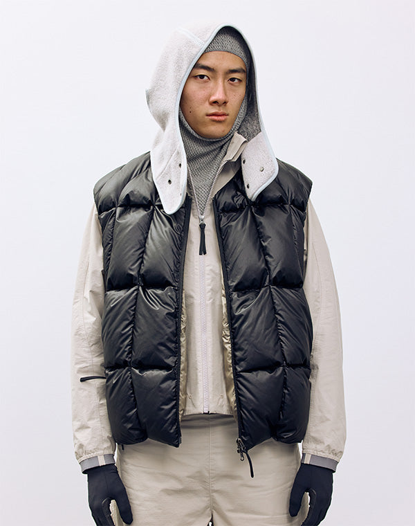 
                  
                    Load image into Gallery viewer, Wool Fleece Hood / 330409252001
                  
                
