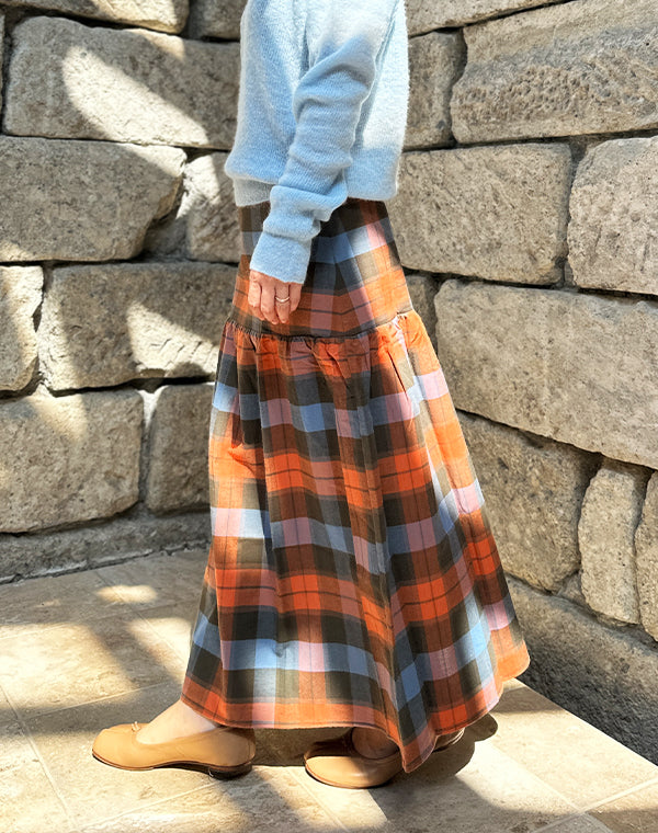 
                  
                    Load image into Gallery viewer, GARLIN SKIRT / 320289252002
                  
                