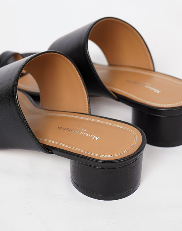 
                  
                    Load image into Gallery viewer, Maison Margiela - TABI MULES / 363238231001
                  
                