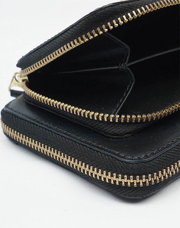 
                  
                    Load image into Gallery viewer, OUTSIDE POCKET 二つ折りZIP財布 / 349135222008
                  
                