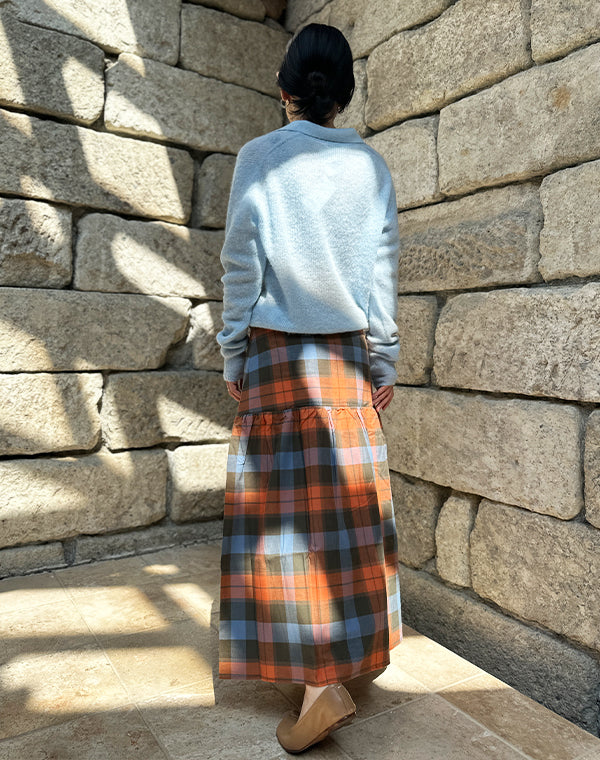 
                  
                    Load image into Gallery viewer, GARLIN SKIRT / 320289252002
                  
                