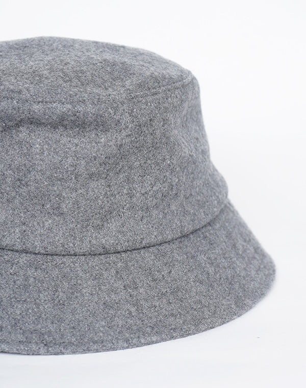 
                  
                    Load image into Gallery viewer, MELTON BUCKET HAT / 327161242008
                  
                