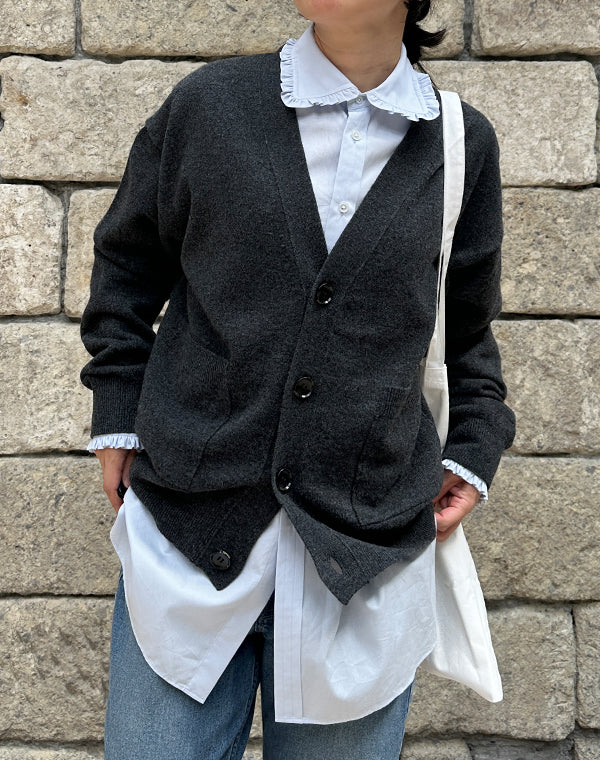 
                  
                    Load image into Gallery viewer, HENRY CARDIGAN / 308136252001
                  
                