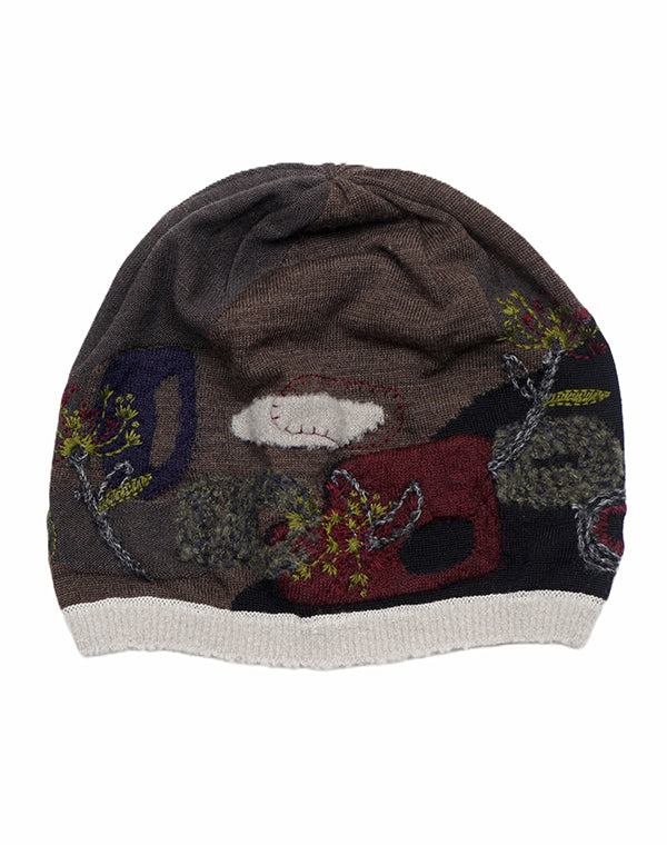 
                  
                    Load image into Gallery viewer, 野花柄刺繍入りニット帽 / BEA07410WA
                  
                