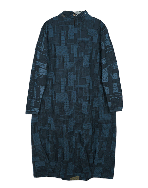 
                  
                    Load image into Gallery viewer, 刺し子柄ストレッチニットスリーブワンピース / BEA07456WA
                  
                