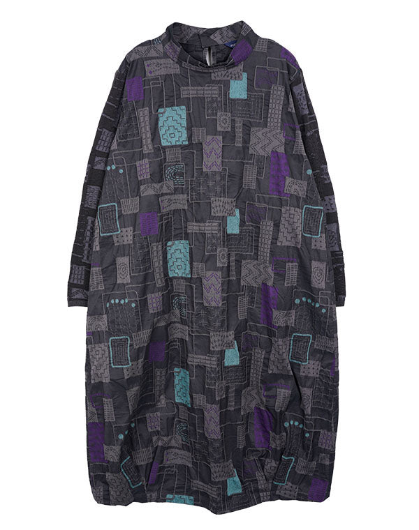 
                  
                    Load image into Gallery viewer, 刺し子柄ストレッチニットスリーブワンピース / BEA07456WA
                  
                