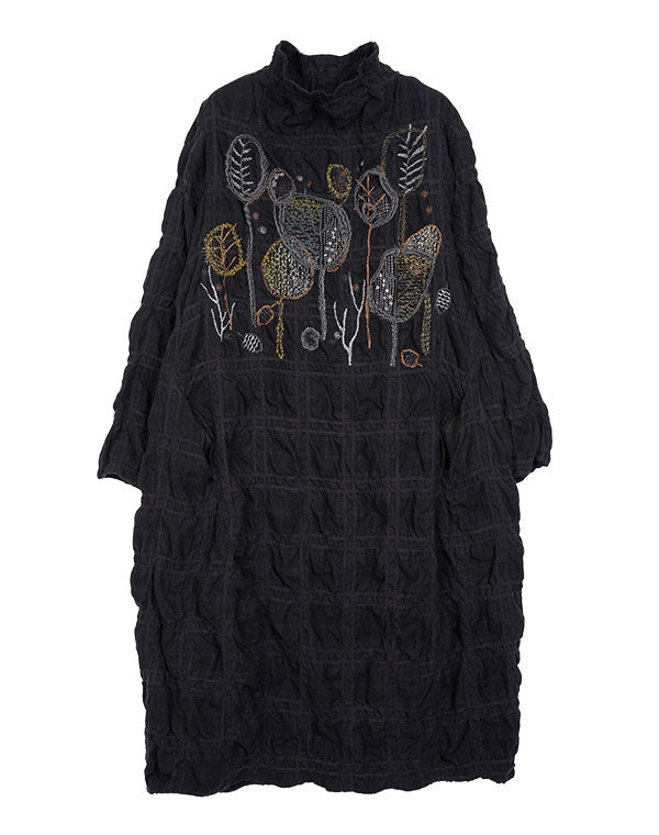 
                  
                    Load image into Gallery viewer, フォレスト柄刺繡入りバルーンワンピース / BEA07466WA
                  
                