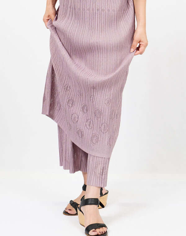 
                  
                    Load image into Gallery viewer, プリーツニットレースパンツ / BEH01115WA
                  
                