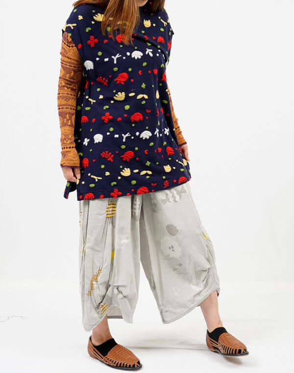 
                  
                    Load image into Gallery viewer, リバーシブルニットレースプルオーバー / BEH01116WA
                  
                