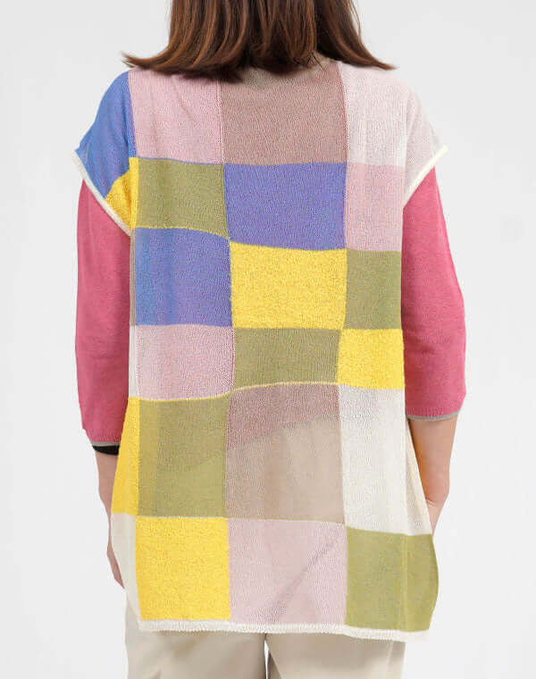 
                  
                    Load image into Gallery viewer, モザイク花柄ロングベスト / BEH01127WA
                  
                