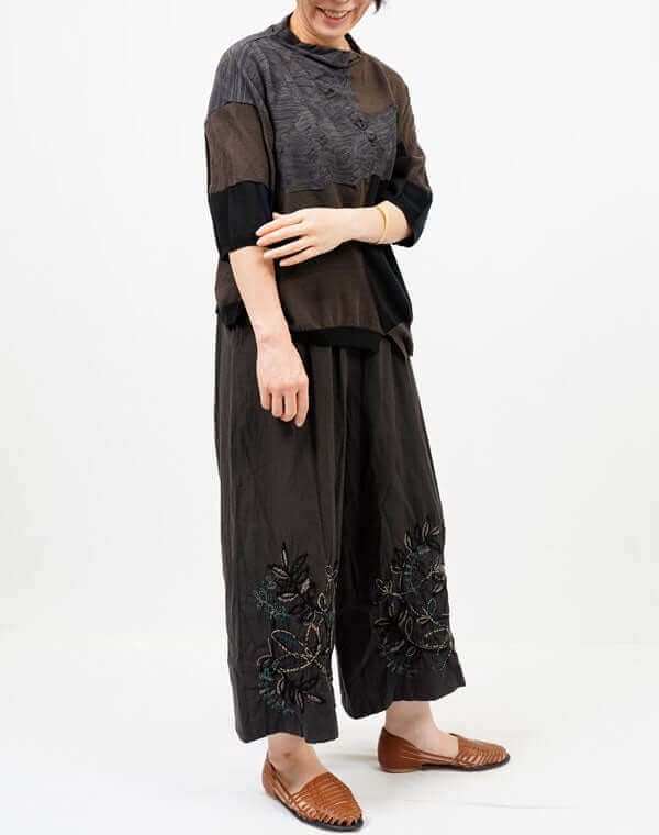 
                  
                    Load image into Gallery viewer, リンクス柄プルオーバー / BEH07027WA
                  
                