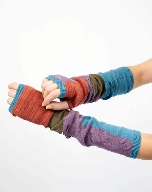 
                  
                    Load image into Gallery viewer, リンクス柄ロングアームカバー / BEH07031WA
                  
                