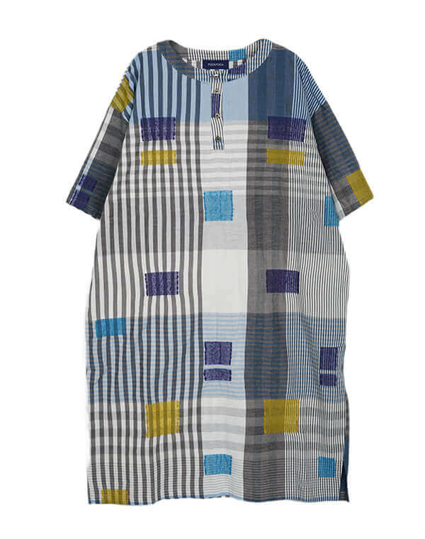 
                  
                    Load image into Gallery viewer, チェックウールドビーワンピース / BEH07038WA
                  
                