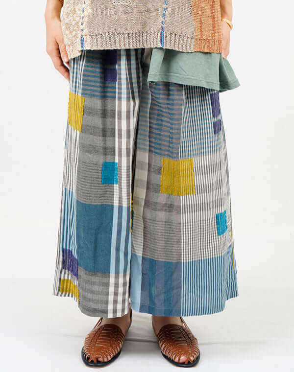 
                  
                    Load image into Gallery viewer, チェックウールドビーワイドパンツ / BEH07040WA
                  
                