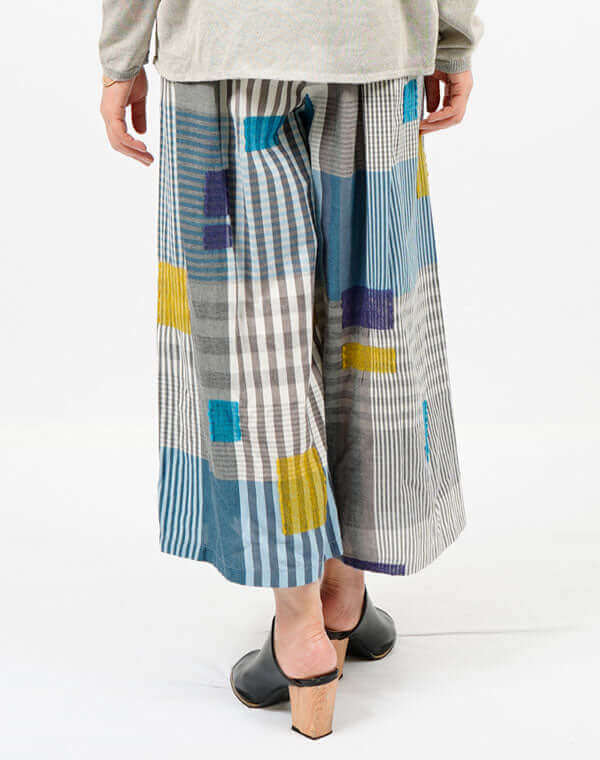 
                  
                    Load image into Gallery viewer, チェックウールドビーワイドパンツ / BEH07040WA
                  
                