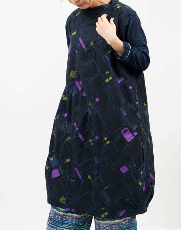 
                  
                    Load image into Gallery viewer, ガーデニング柄ニットスリーブワンピース / BEH07046WA
                  
                