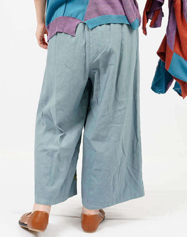 
                  
                    Load image into Gallery viewer, 製品染めリーフ刺繍入りパンツ / BEH07054WA
                  
                