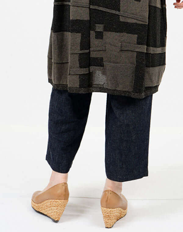 
                  
                    Load image into Gallery viewer, ニットポケットデニムパンツ / BEH07061WA
                  
                