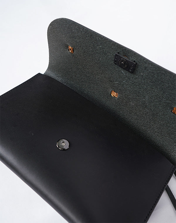 
                  
                    Load image into Gallery viewer, アケビ蔓 レザーバッグ / 903842233005
                  
                