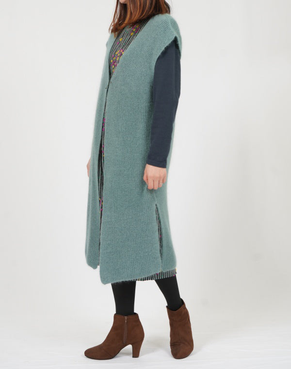 
                  
                    Load image into Gallery viewer, シルクモヘア畦ロングベスト / BEF01658WA
                  
                