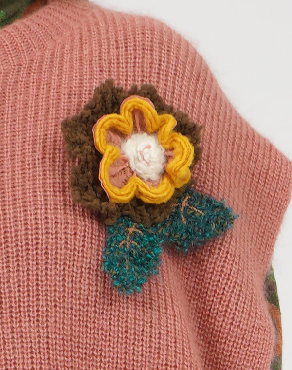 
                  
                    Load image into Gallery viewer, ふちどり花コサージュ / BEF01651WA
                  
                