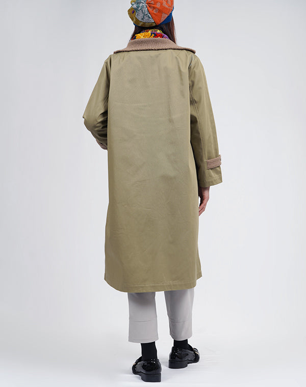 
                  
                    Load image into Gallery viewer, チノクロスニットアクセントコート / BEA01508WA
                  
                