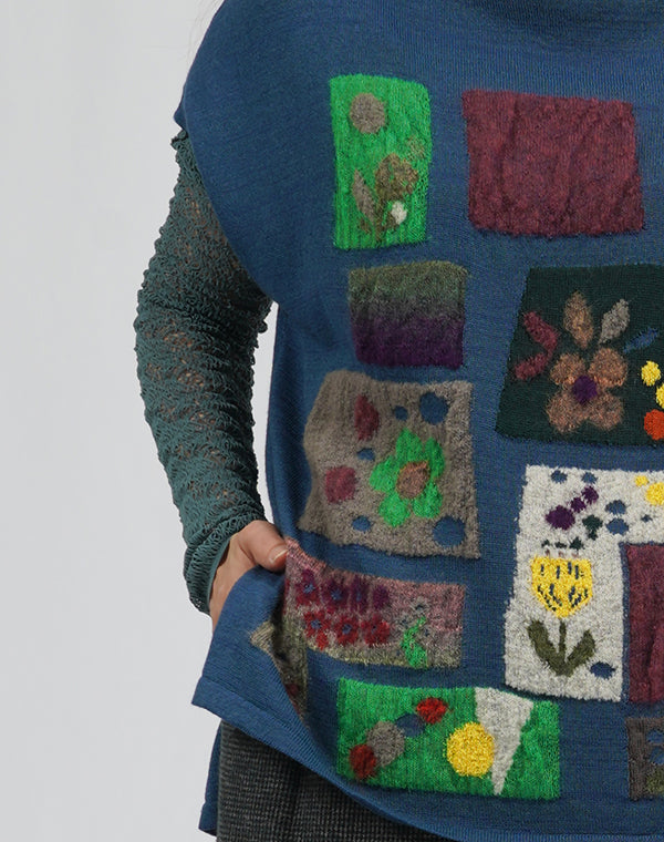 
                  
                    Load image into Gallery viewer, アートフラワーニットベスト / BEA01426WA
                  
                