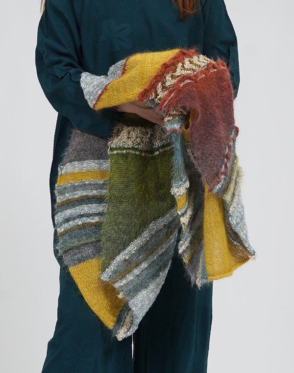 
                  
                    Load image into Gallery viewer, ファンシーボーダードレープベスト / BEA01442WA
                  
                