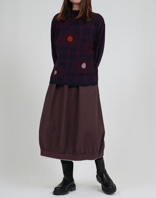 
                  
                    Load image into Gallery viewer, チェックフラワー圧縮プルオーバー / BEA01421WA
                  
                