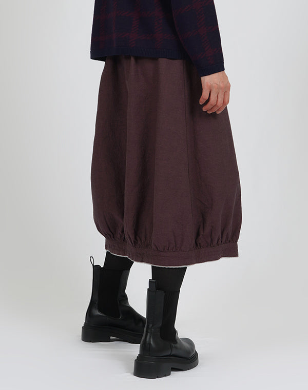 
                  
                    Load image into Gallery viewer, リバーシブルコットンバルーンスカート / BEA01496WA
                  
                