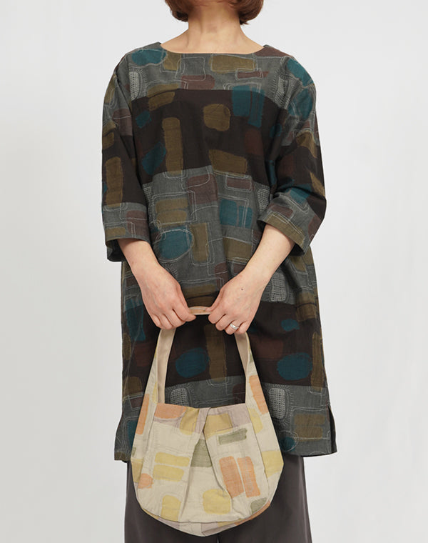 
                  
                    Load image into Gallery viewer, ジオメトリー柄切り替えワンピース / BEA07452WA
                  
                