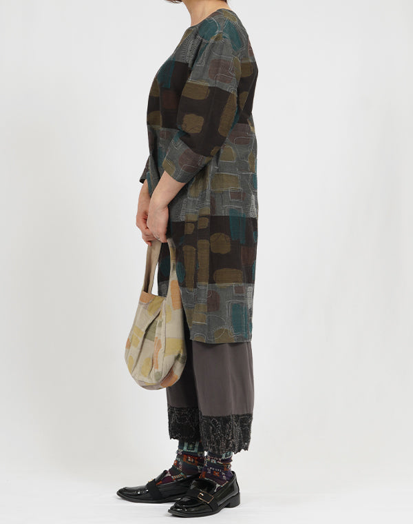 
                  
                    Load image into Gallery viewer, ジオメトリー柄切り替えワンピース / BEA07452WA
                  
                