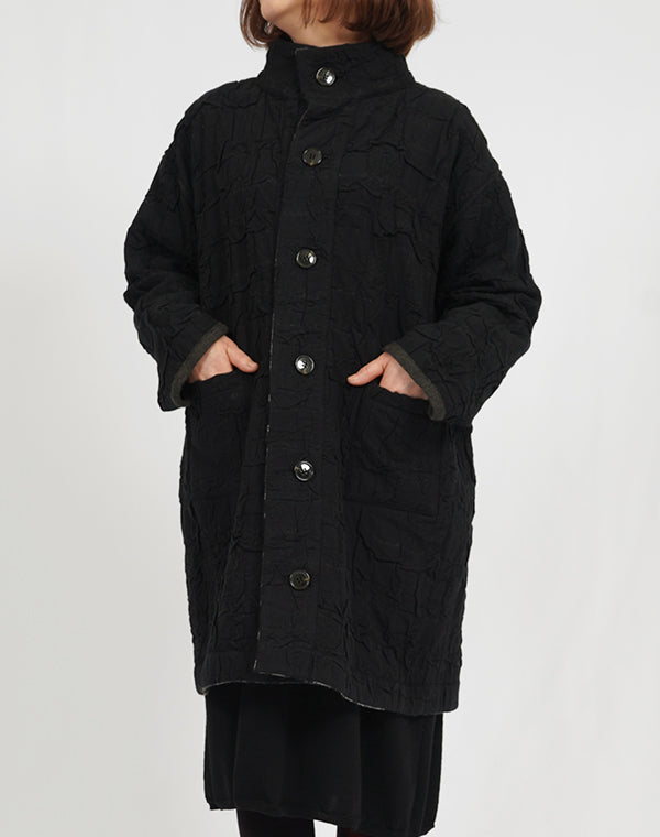 
                  
                    Load image into Gallery viewer, 穴あきチェック柄ニット付きリバーシブルコート / BEA07448WA
                  
                