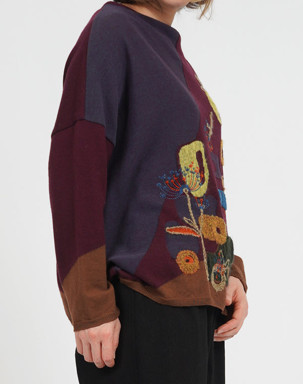 
                  
                    Load image into Gallery viewer, 野花柄刺繍入りプルオーバー / BEA07407WA
                  
                