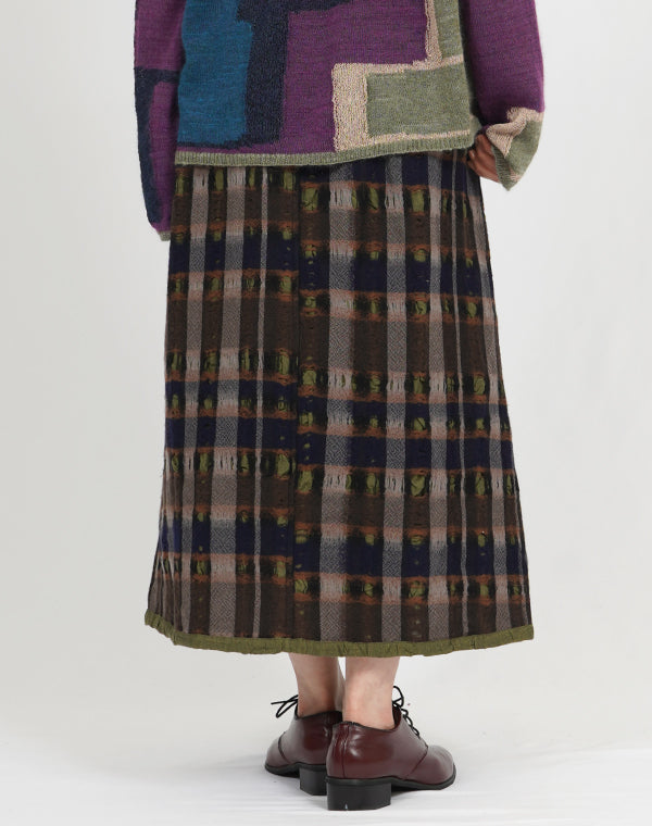 
                  
                    Load image into Gallery viewer, 穴あきチェック柄リバーシブルロングスカート / BEA07449WA
                  
                